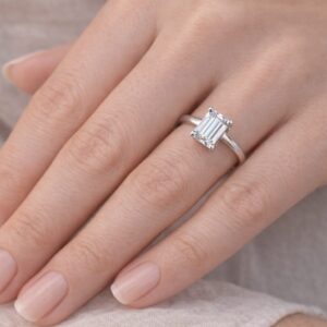 Ring baguette moissanite