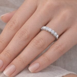 Ring Eternity moissanite 3 mm