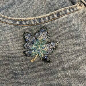 Broche herfstblad