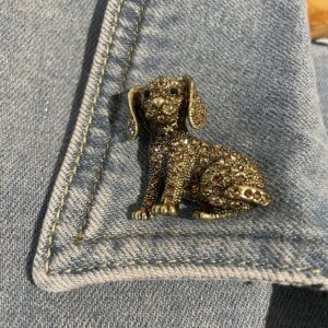 Broche hond