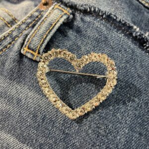 Broche zilver hart strass