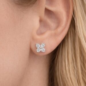 Oorknoppen moissanite klaver