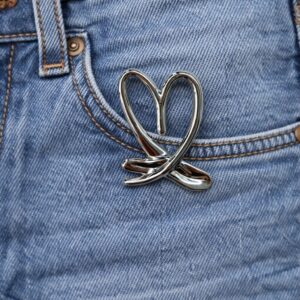 Broche stoer abstract hart